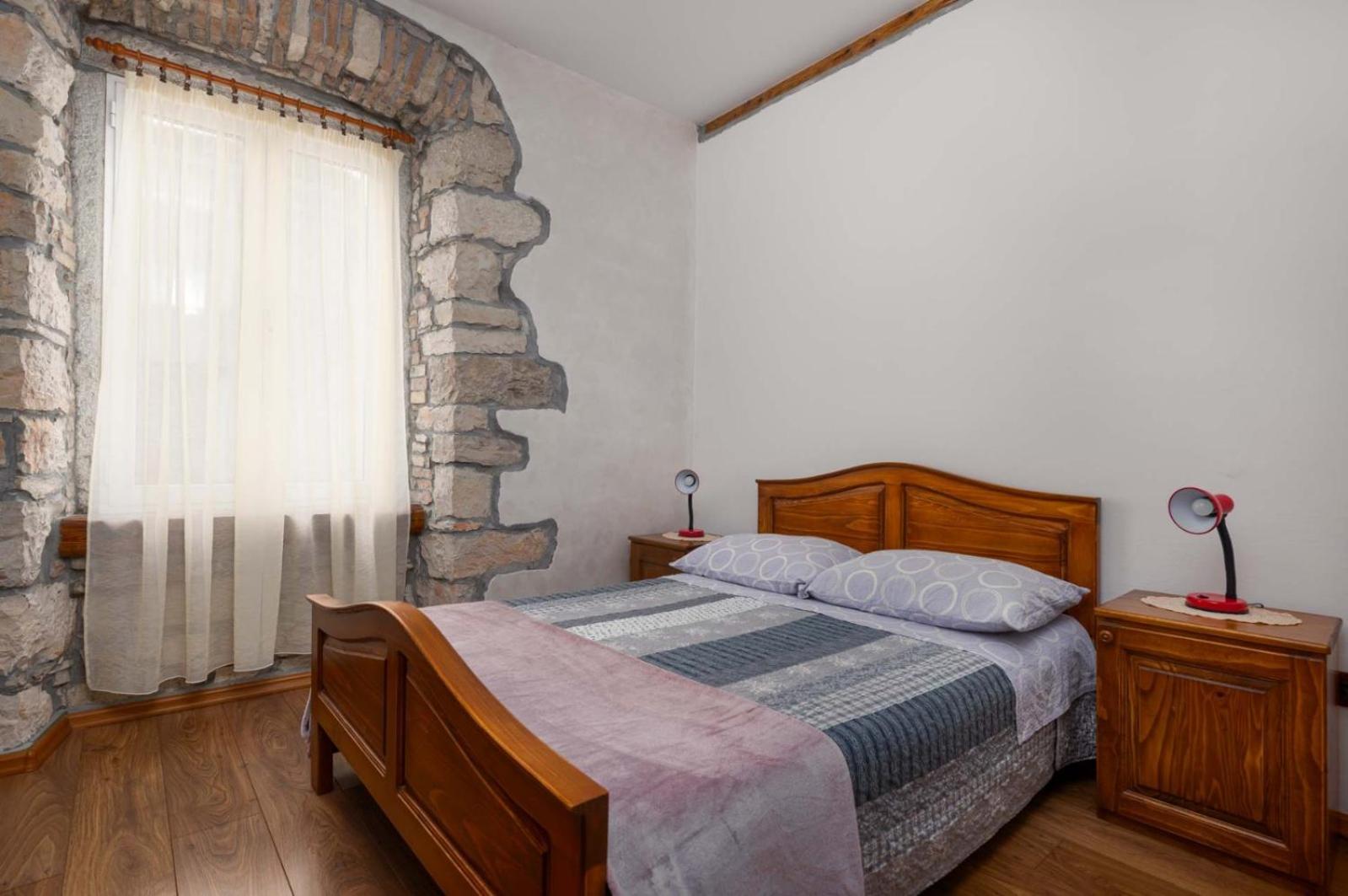 Bruna Apartman *